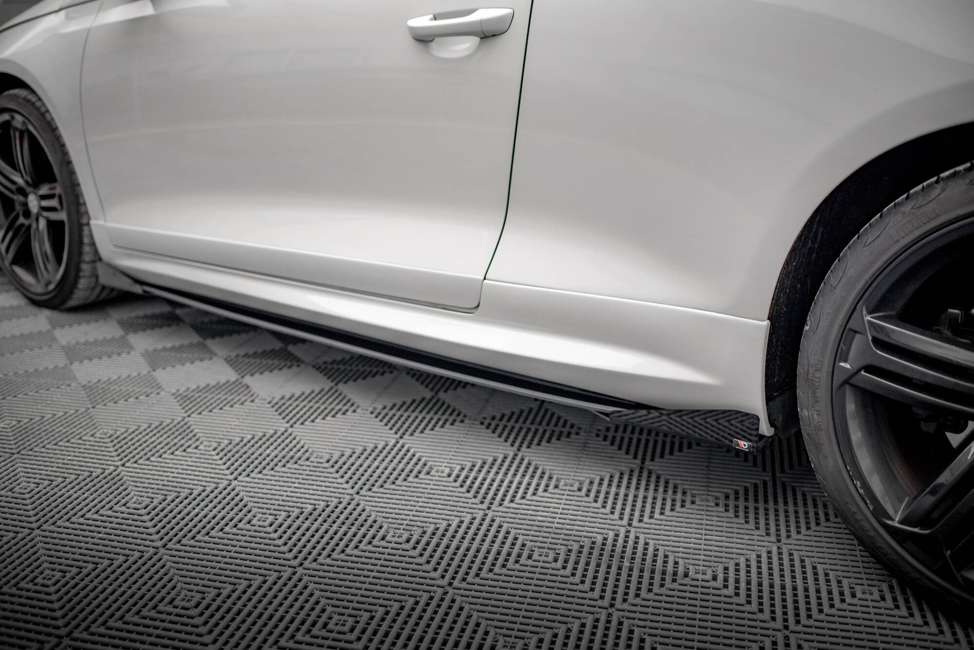 pol_po_Street-Pro-Side-Skirts-Diffusers-Flaps-Volkswagen-Scirocco-R-Mk3-19571_4 pol_po_Street-Pro-Side-Skirts-Diffusers-Flaps-Volkswagen-Scirocco-R-Mk3-19571_4