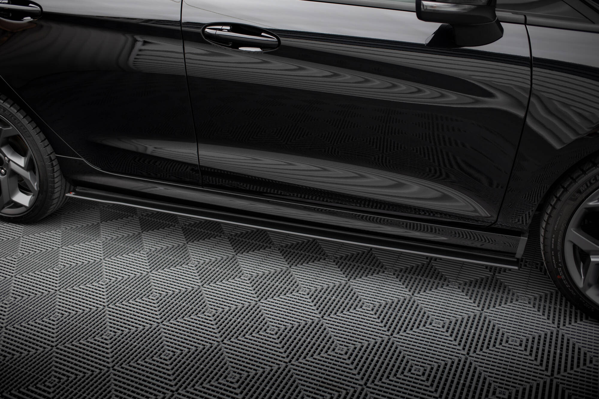 pol_po_Street-Pro-Side-Skirts-Diffusers-Ford-Fiesta-ST-ST-Line-Mk8-10703_6 pol_po_Street-Pro-Side-Skirts-Diffusers-Ford-Fiesta-ST-ST-Line-Mk8-10703_6