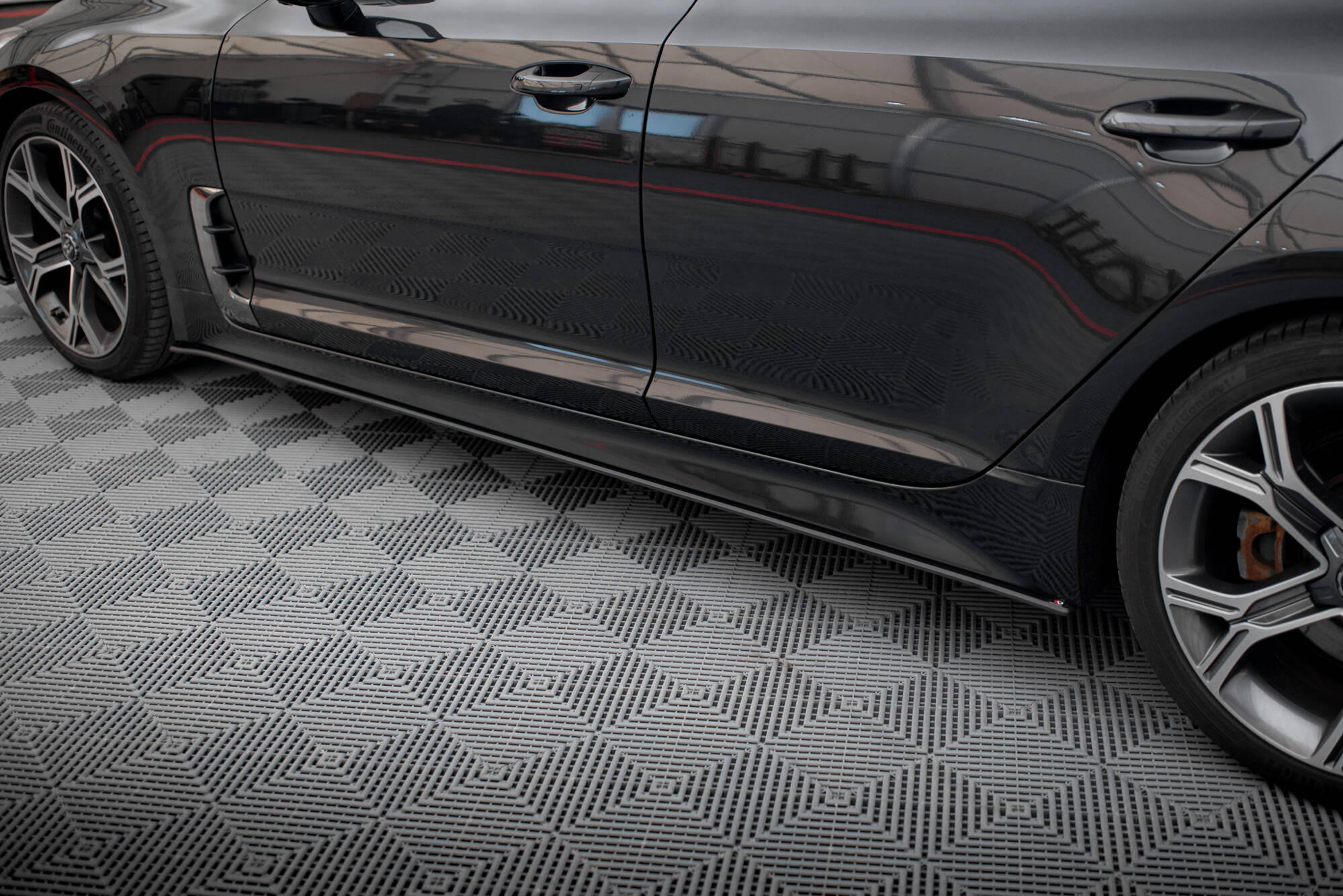 pol_po_Street-Pro-Side-Skirts-Diffusers-Kia-Stinger-GT-GT-Line-Standard-Mk1-20085_3 pol_po_Street-Pro-Side-Skirts-Diffusers-Kia-Stinger-GT-GT-Line-Standard-Mk1-20085_3