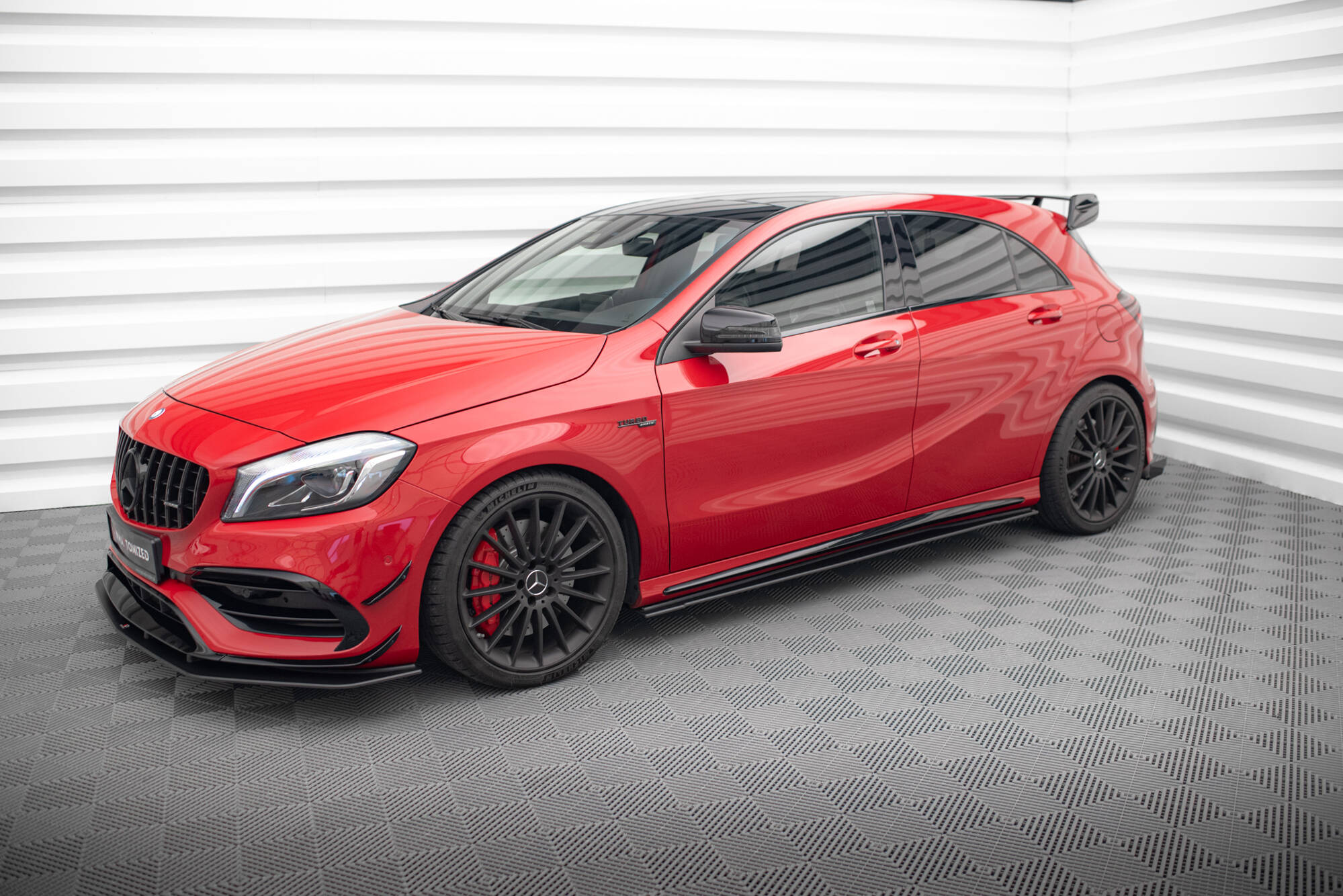 pol_po_Street-Pro-Side-Skirts-Diffusers-Mercedes-Benz-A-45-AMG-W176-Facelift-19873_6 pol_po_Street-Pro-Side-Skirts-Diffusers-Mercedes-Benz-A-45-AMG-W176-Facelift-19873_6