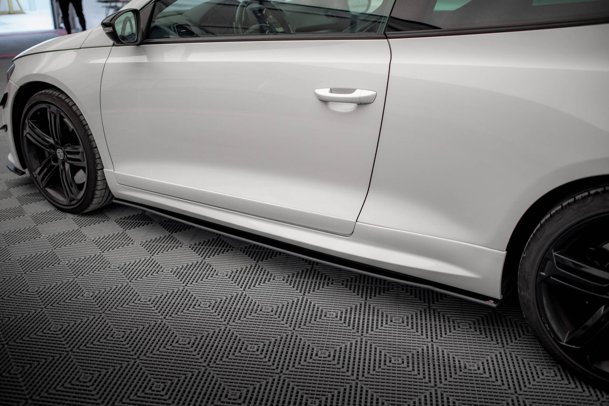 pol_po_Street-Pro-Side-Skirts-Diffusers-Volkswagen-Scirocco-R-Mk3-19568_4 pol_po_Street-Pro-Side-Skirts-Diffusers-Volkswagen-Scirocco-R-Mk3-19568_4