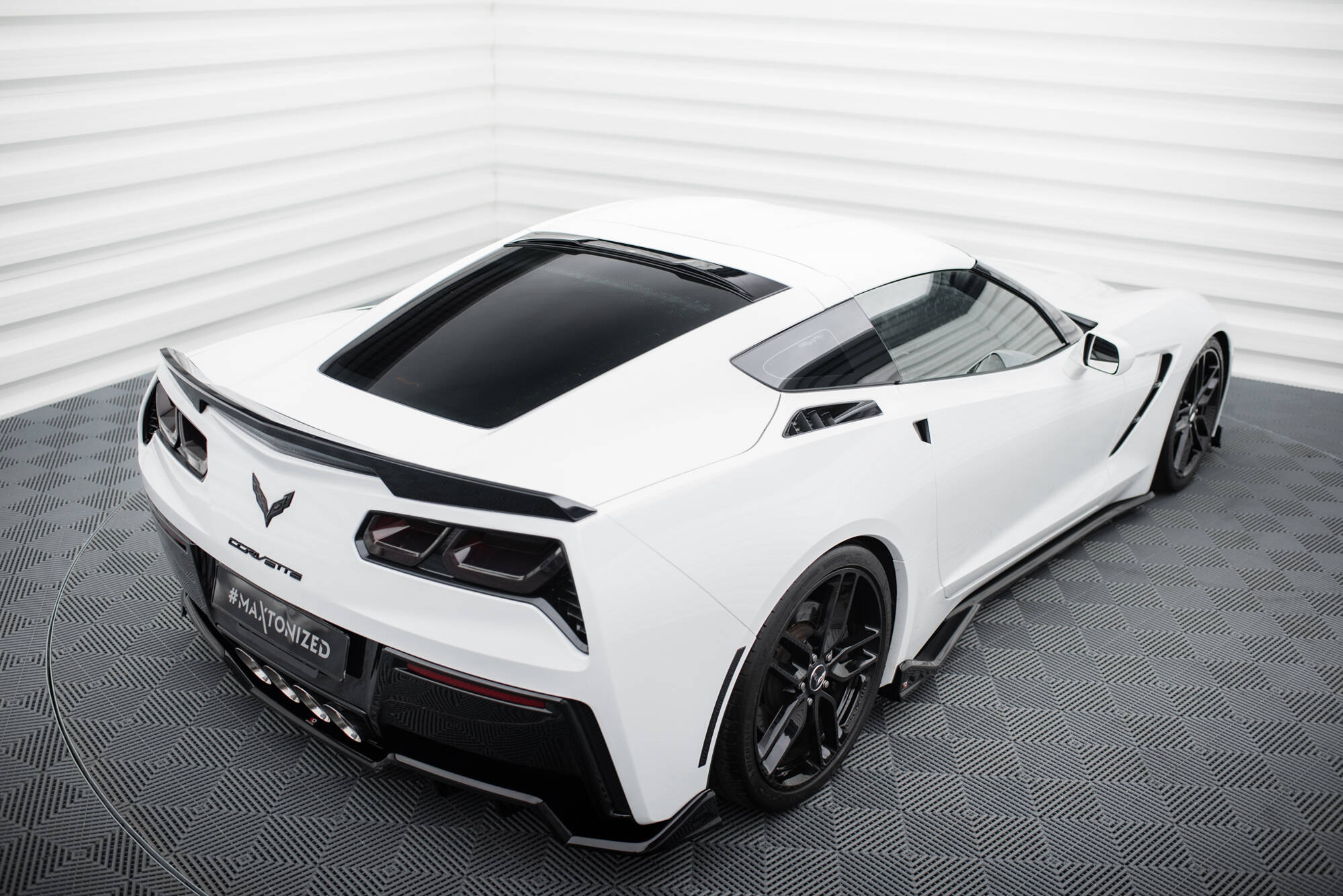 pol_po_The-extension-of-the-rear-window-Chevrolet-Corvette-Stingray-Z06-C7-20894_7 pol_po_The-extension-of-the-rear-window-Chevrolet-Corvette-Stingray-Z06-C7-20894_7