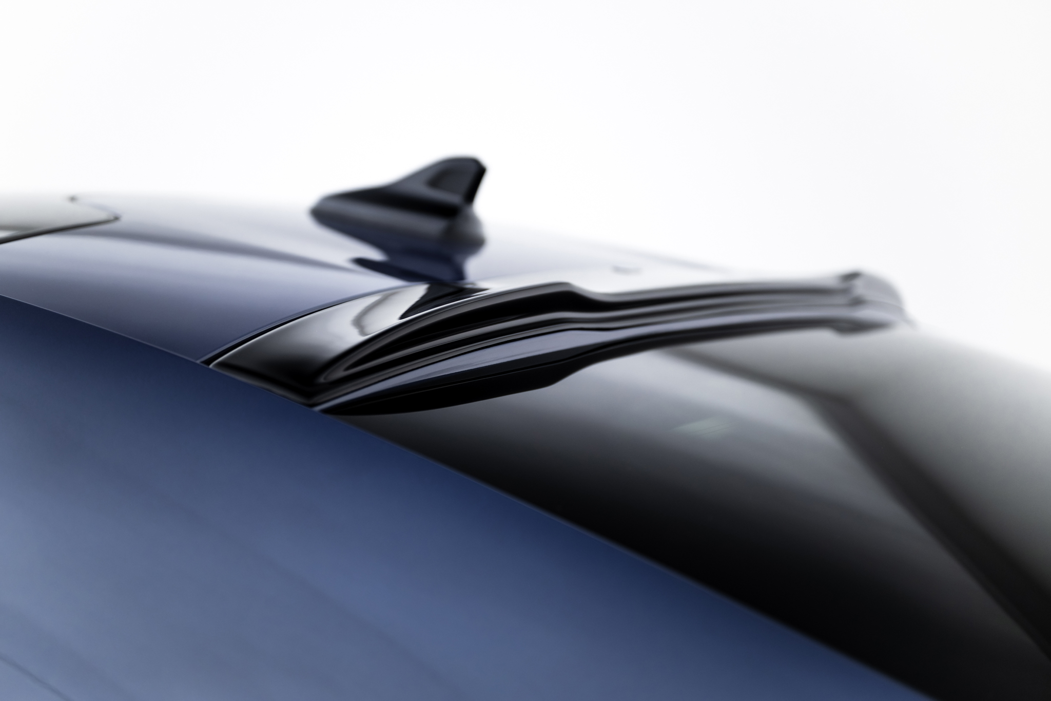 pol_po_The-extension-of-the-rear-window-Cupra-Tavascan-Mk1-23391_7 pol_po_The-extension-of-the-rear-window-Cupra-Tavascan-Mk1-23391_7