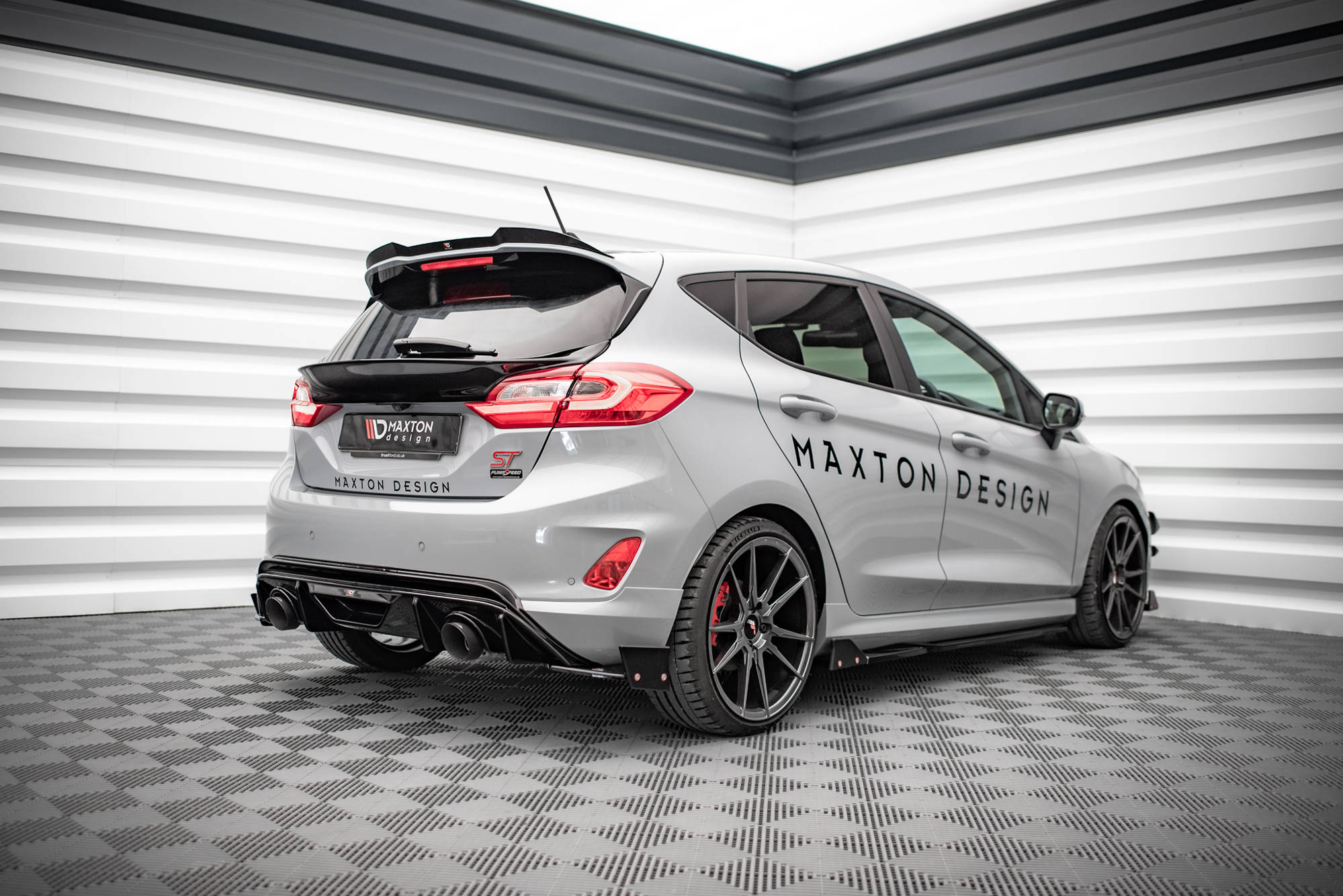 pol_po_The-extension-of-the-rear-window-Ford-Fiesta-Standard-ST-Line-ST-14520_5 pol_po_The-extension-of-the-rear-window-Ford-Fiesta-Standard-ST-Line-ST-14520_5