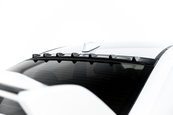The extension of the rear window Subaru WRX STI Mk2