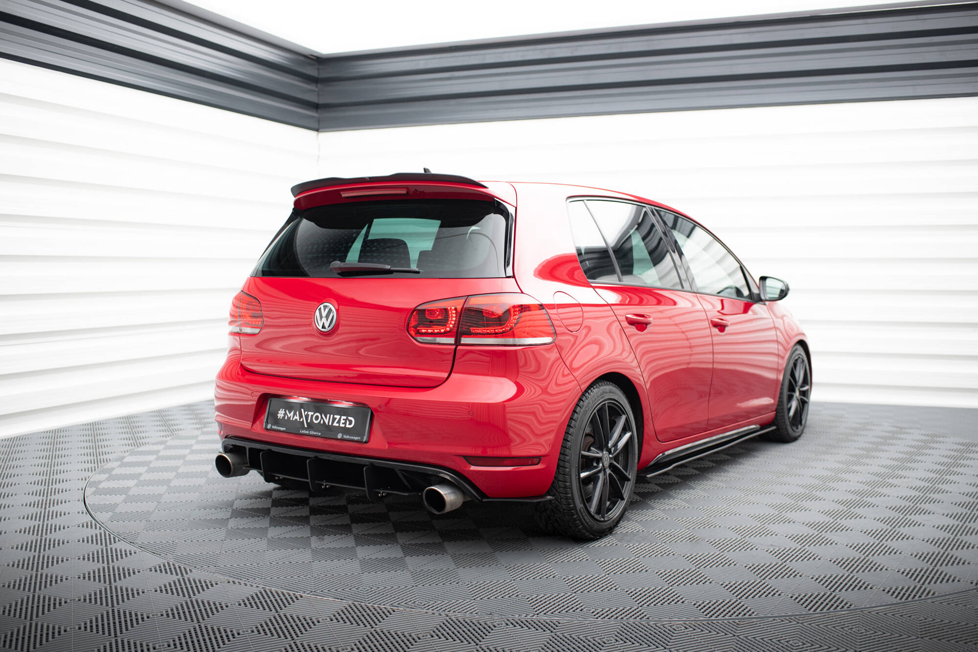 pol_po_VW-GOLF-VI-GTI-35TH-REAR-VALANCE-REAR-SIDE-SPLITTERS-1793_3 pol_po_VW-GOLF-VI-GTI-35TH-REAR-VALANCE-REAR-SIDE-SPLITTERS-1793_3